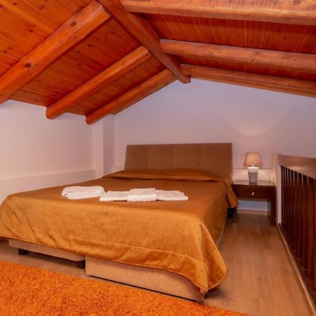 Ahilion Hotel كالافريتا المظهر الخارجي الصورة