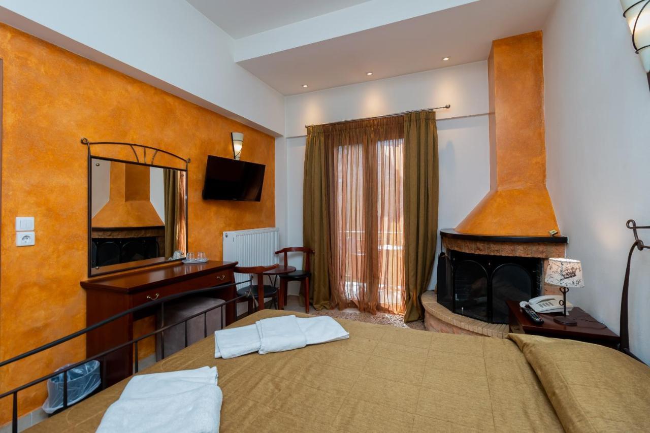 Ahilion Hotel كالافريتا المظهر الخارجي الصورة